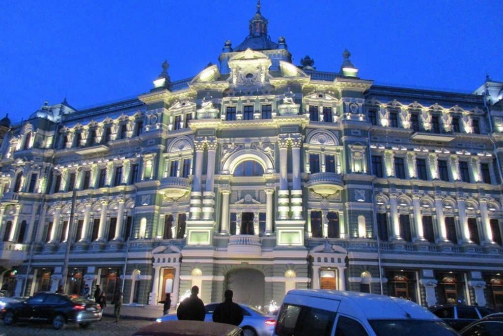 Три Квартала От Оперного-Тихий Лофт-Новый Апарт Odessa Ngoại thất bức ảnh