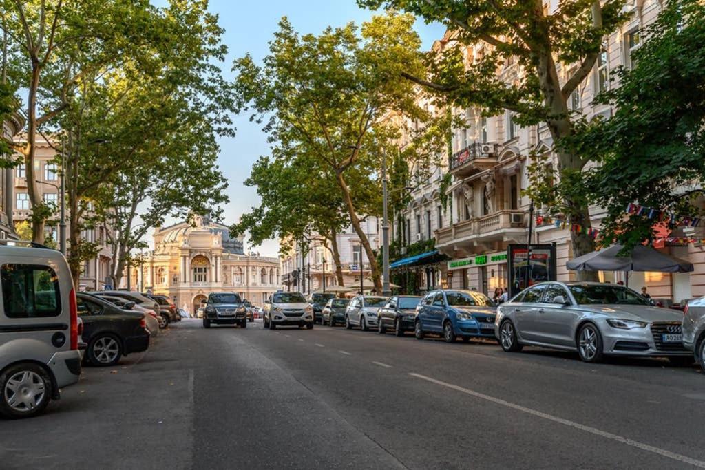 Три Квартала От Оперного-Тихий Лофт-Новый Апарт Odessa Ngoại thất bức ảnh